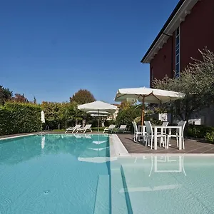 3* Affittacamere Vialeromadodici Rooms&apartments